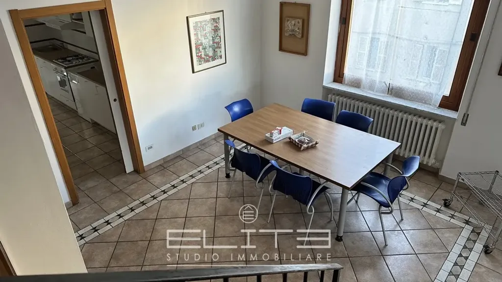 Sala da pranzo - Two-Level Apartment with Private Garden in Ancona