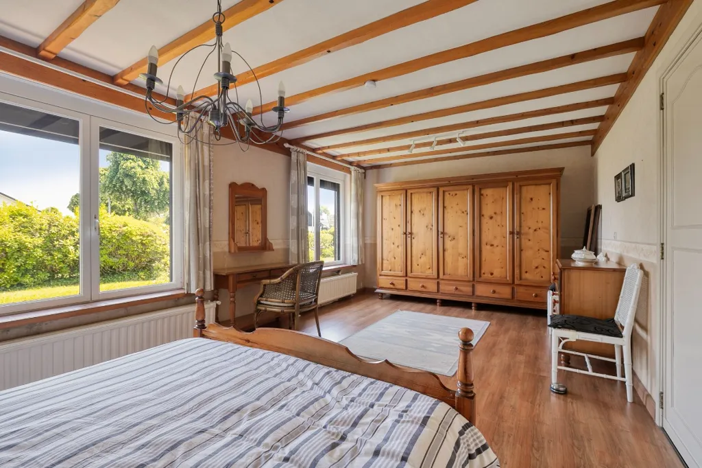 Bedrooms - Open-Plan House to Renovate near Putte Centre