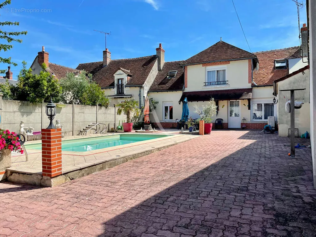 Jardin - Maison avec Piscine et Studio à Selles-sur-Cher