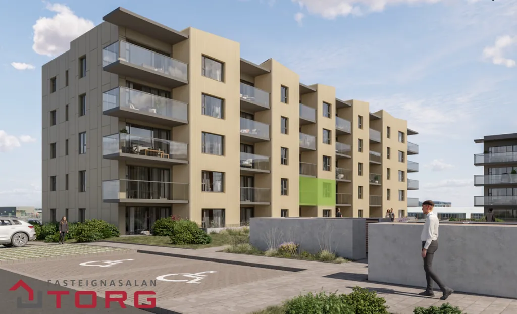 Modern Apartment with Balcony in Reykjanesbær