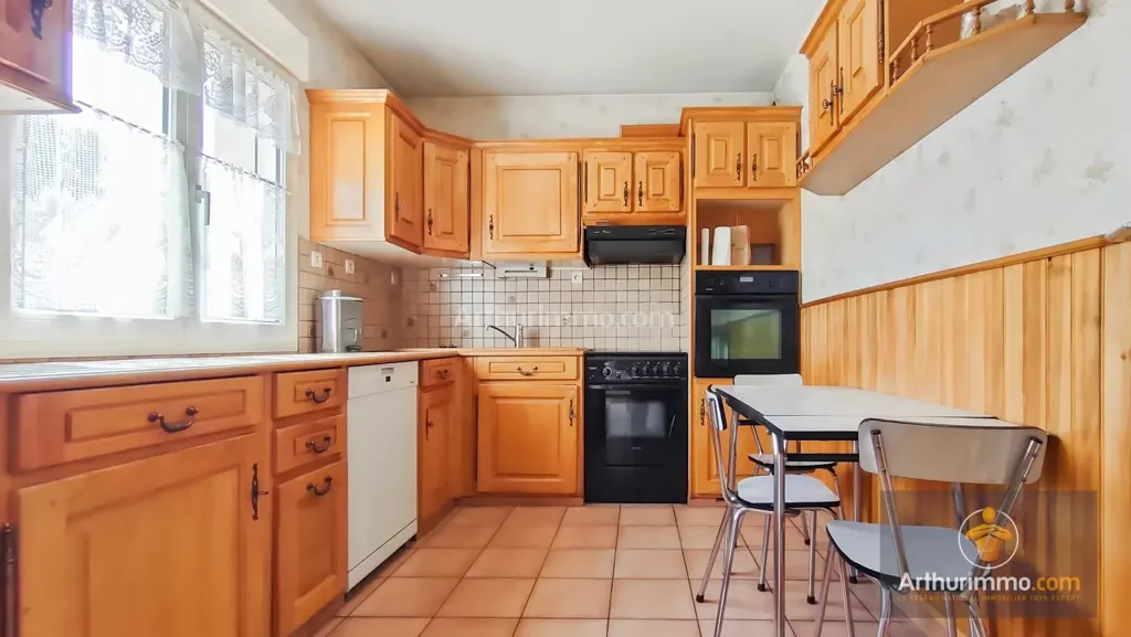 Köök - Luxury House with Garden in Bondoufle