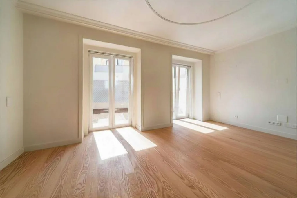 Pièces - 1 Bedroom Flat with Balcony in Lisbon