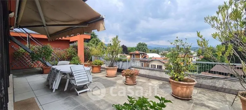Terrazza - Penthouse with Terrace in Varese