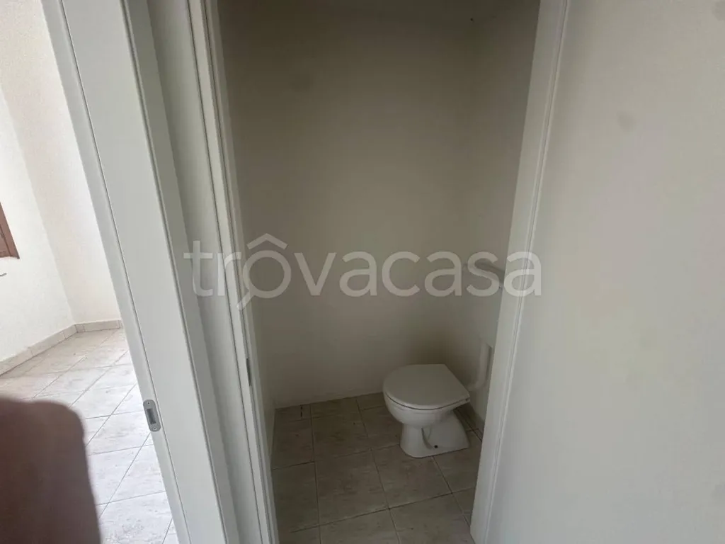Salles de bain - Commercial Property with Central Location in Padua