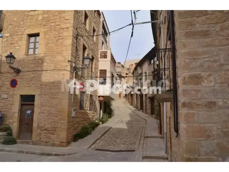 Esterno - Chalet with Workshop in El Vilosell, Lleida