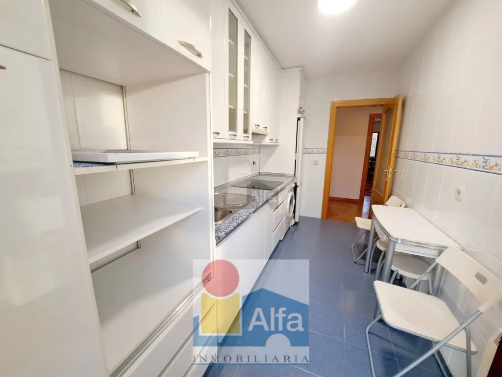 Köök - Apartment with Garage in Rural Area, Madrona