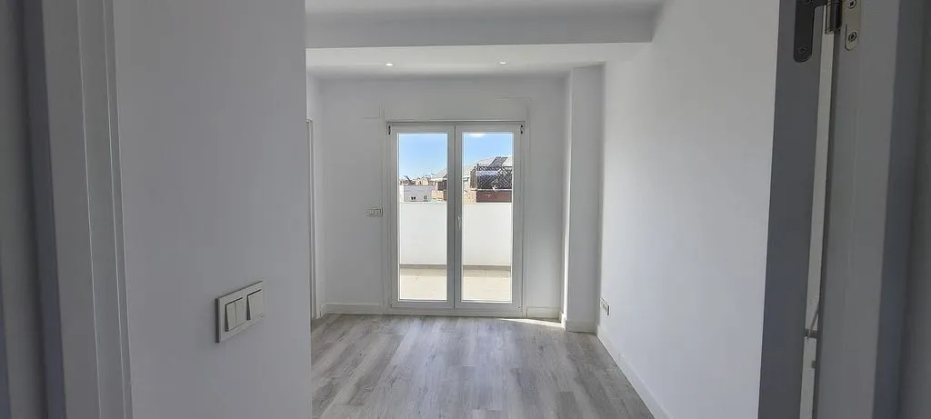 Hallway - Studio with Air Conditioning in Majadahonda Centre