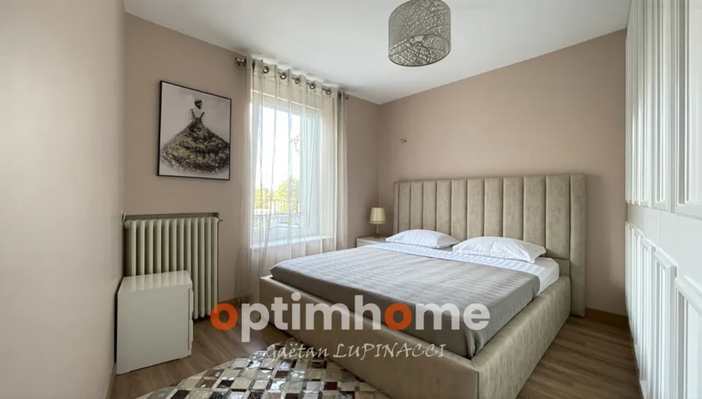 Magamistoad - Spacious House with Garden in Manom