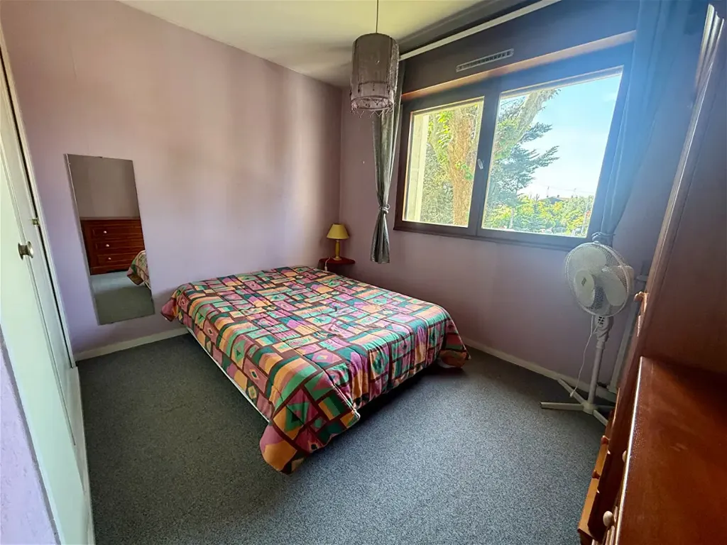 Chambres - Appartement 2 Pièces avec Balcon à Talence