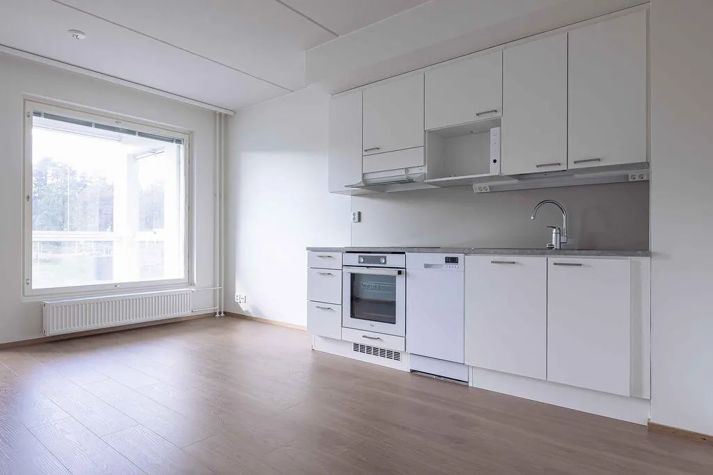 Köök - Bright 2-Bedroom Flat with Balcony in Espoo