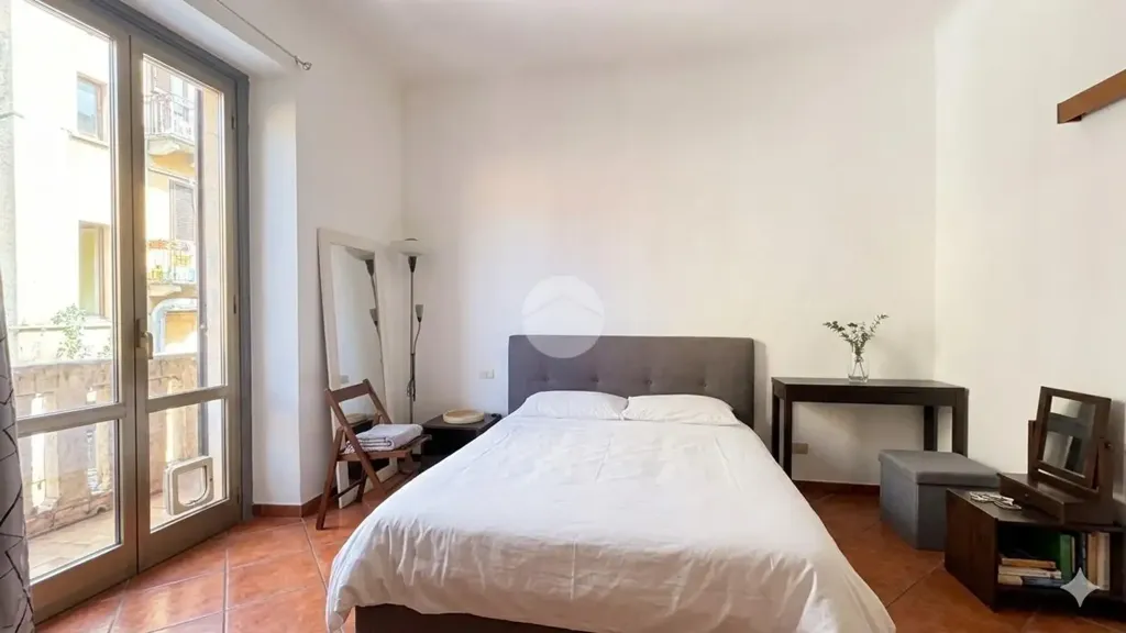 Magamistoad - Bright 2-Bedroom Flat with Balcony in Milan