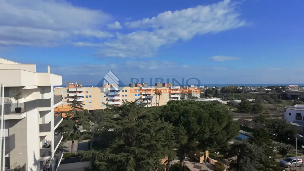Rõdu - Rearranged Studio with Terrace in Bari