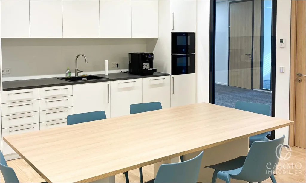 Söögituba - Modern Office with Fibre Optic in Leudelange