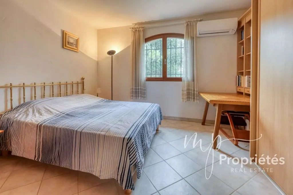 Chambres - Villa Vue Mer Panoramique à Rayol-Canadel