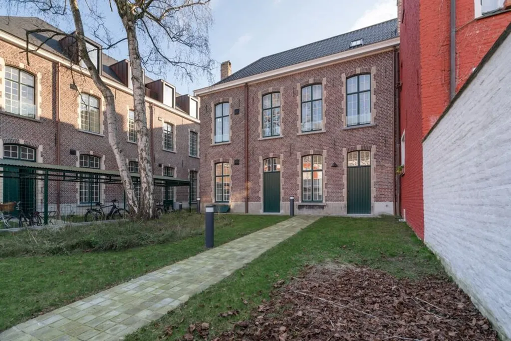 Exterior - Triplex Apartment with Private Lift in Gent