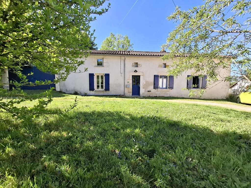 Exterior - Charming Longère with Garden in Champdeniers