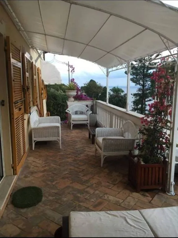 Terrass - Luxury Apartment with Sea View in Sori, Genoa