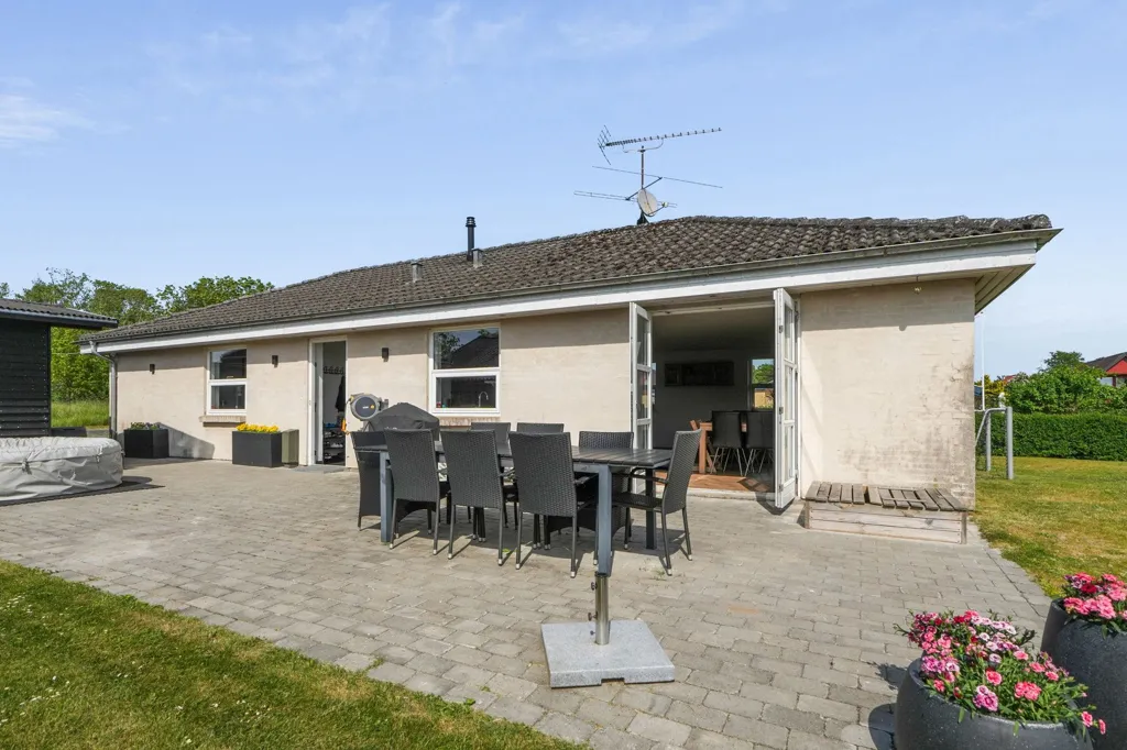 Terrasse - Detached Villa with Garden in Ringe