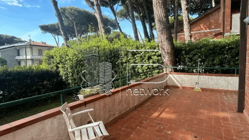 Terrass - Multi-Level Villa with Sea Proximity in Pietrasanta