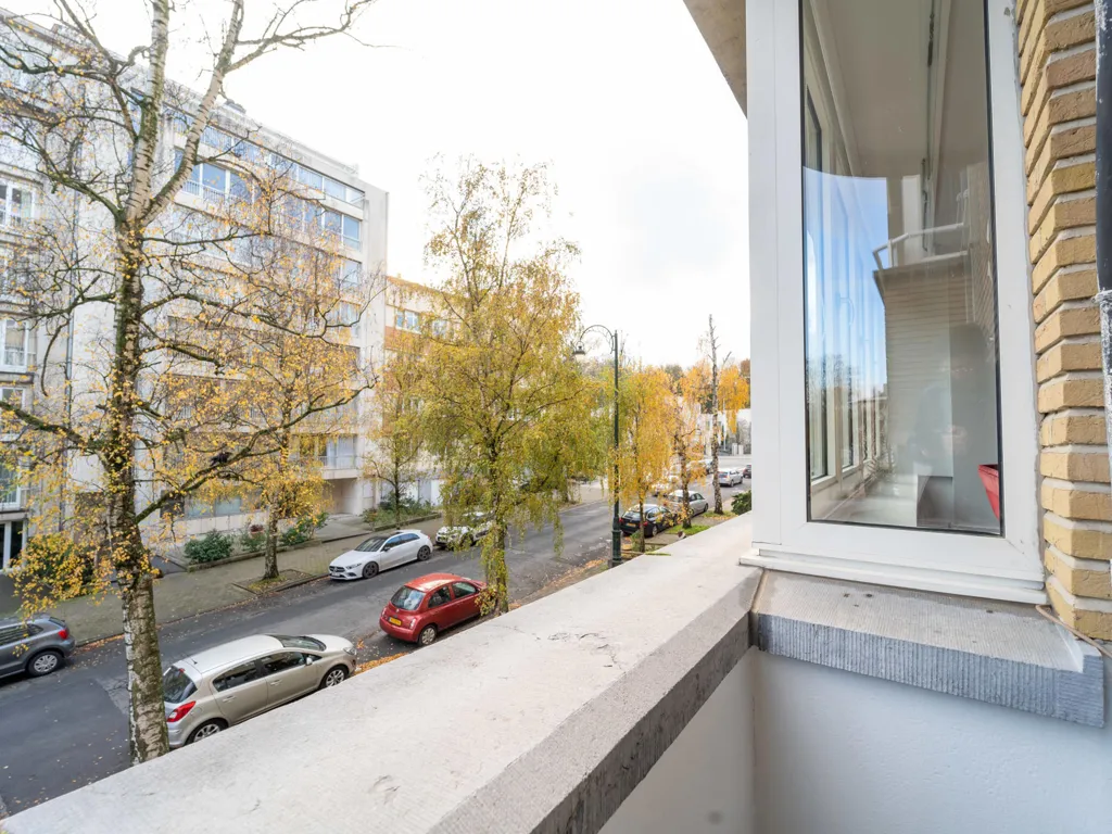 Balcon - Appartement Moderne avec Terrasse à Ixelles