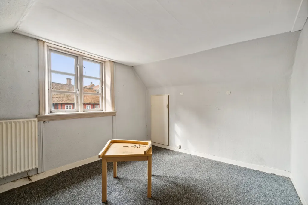 Rooms - Charming Villa with Central Location in Aakirkeby