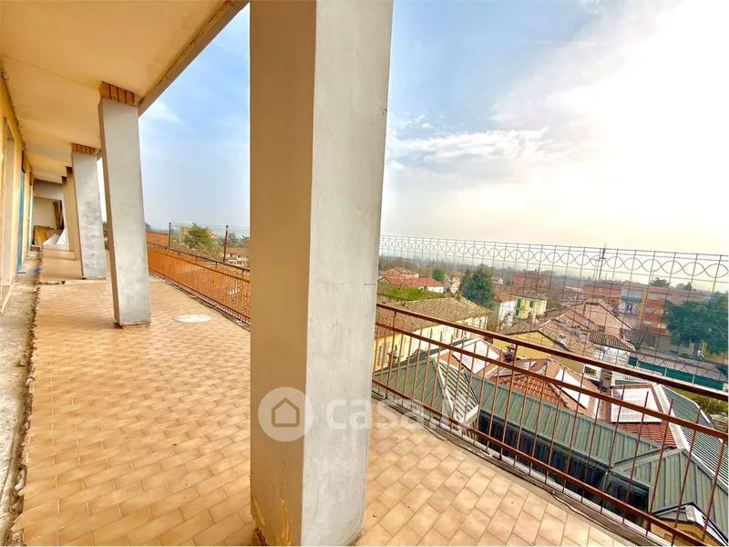 Rõdu - Mansard Apartment with Panoramic Terrace in Voghera