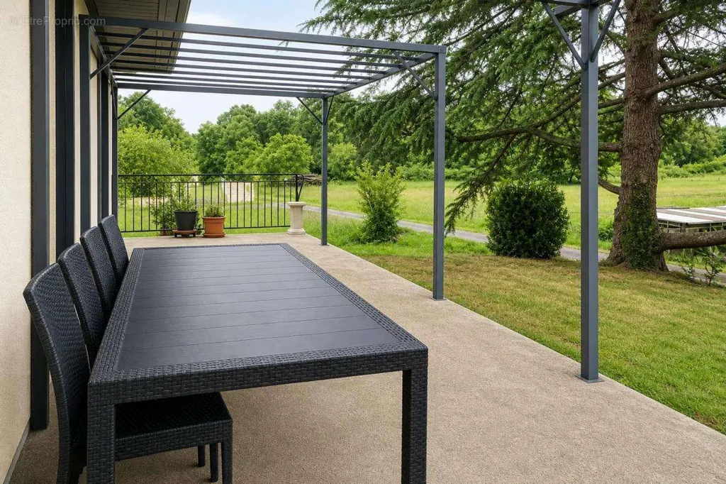 Terrass - Family House with Garden in Selles-sur-Cher