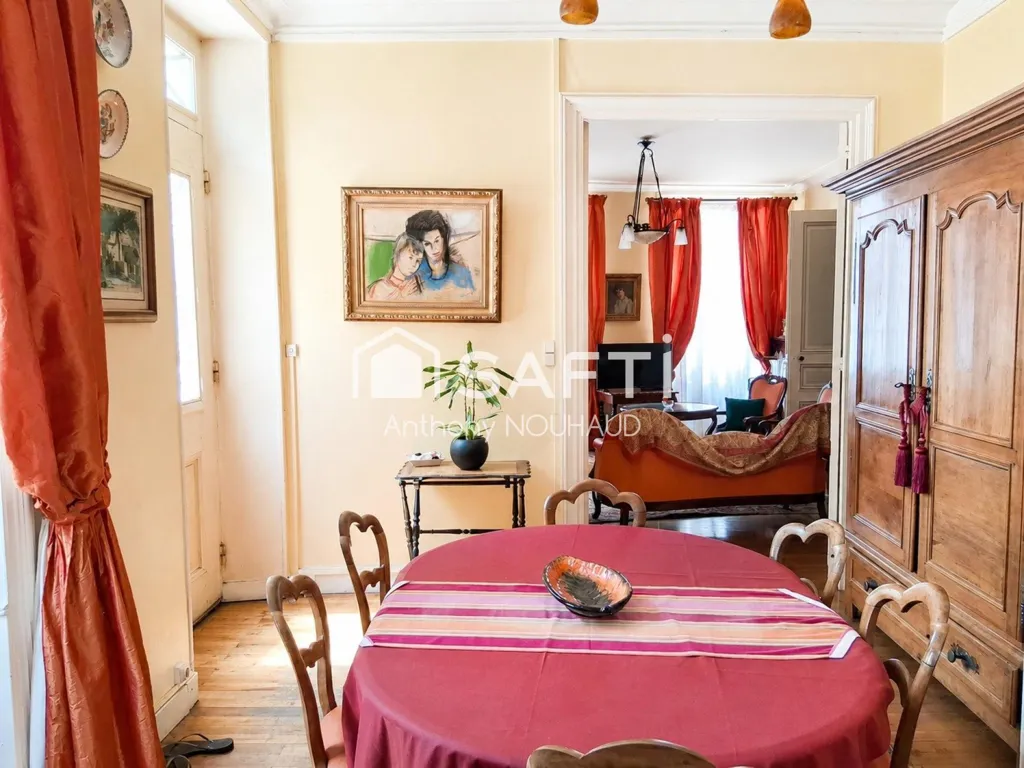 Salle à manger - Maison de Maître avec Jardin et Dépendance à Cognac