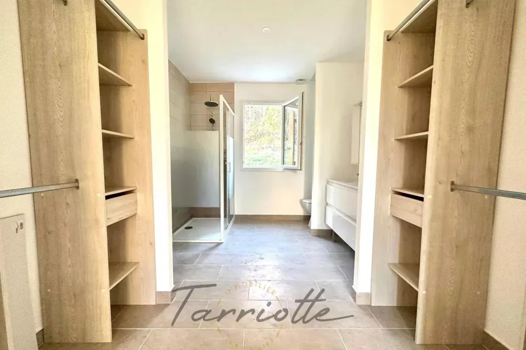 Rooms - Villa with Garden in Montélimar