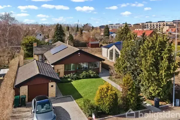 Vue aérienne - Detached Villa with Garden in Brøndby