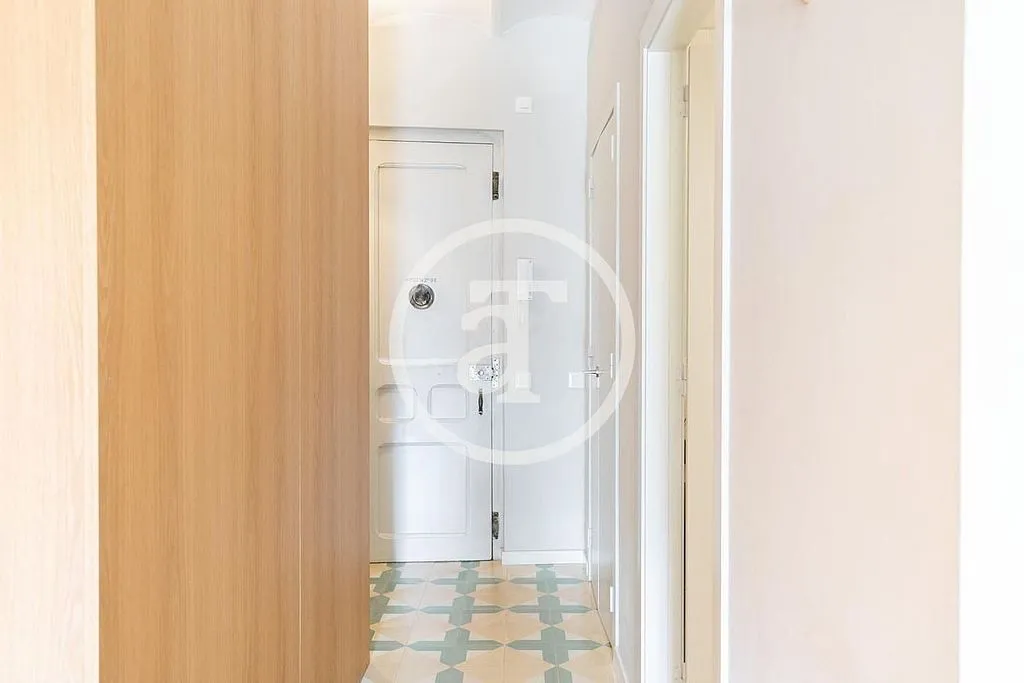 Entrée - Furnished Flat with Balcony in La Nova Esquerra de l'Eixample