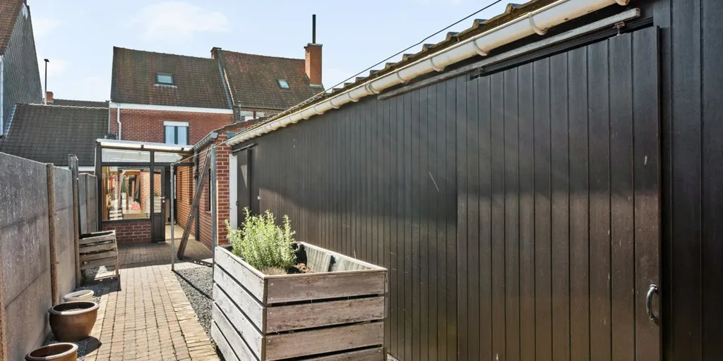 Jardin - Appartement avec Garage dans le Centre de Roeselare