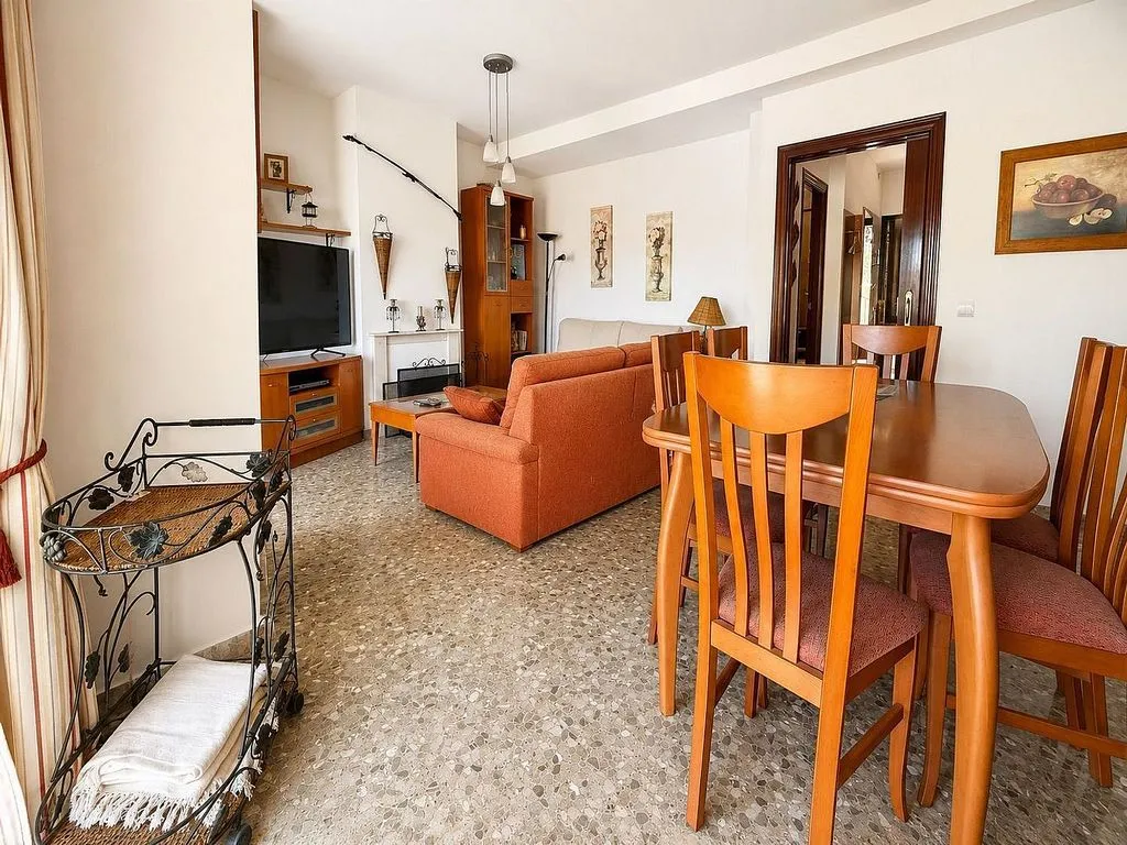 Sala da pranzo - Terraced House with Pool in Torre del Mar