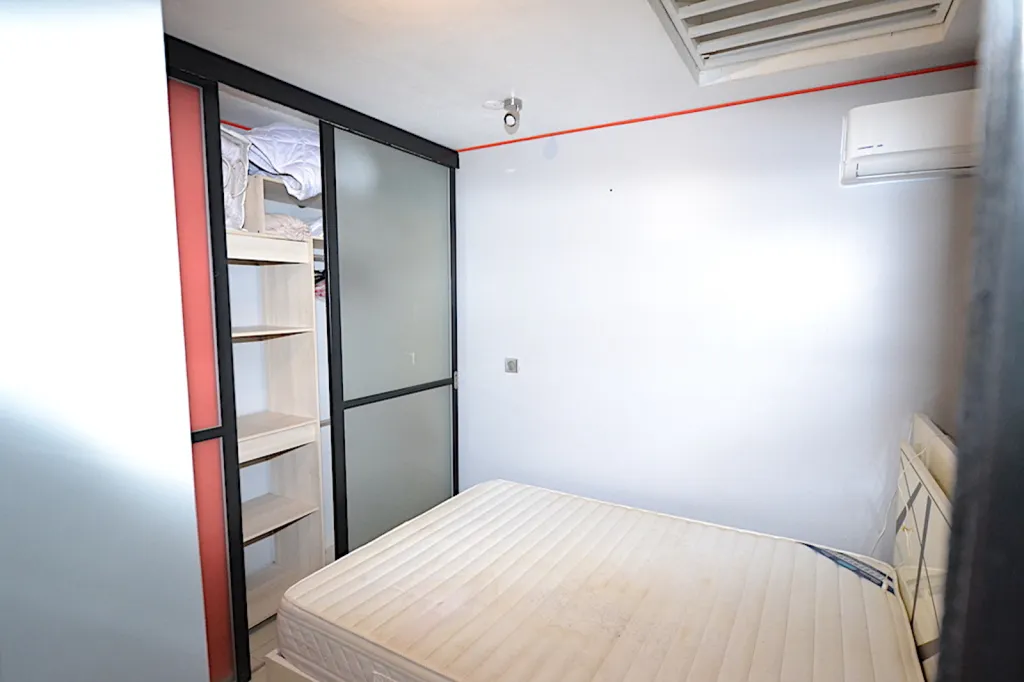 Chambres - Appartement Moderne avec Jardin à la Marina