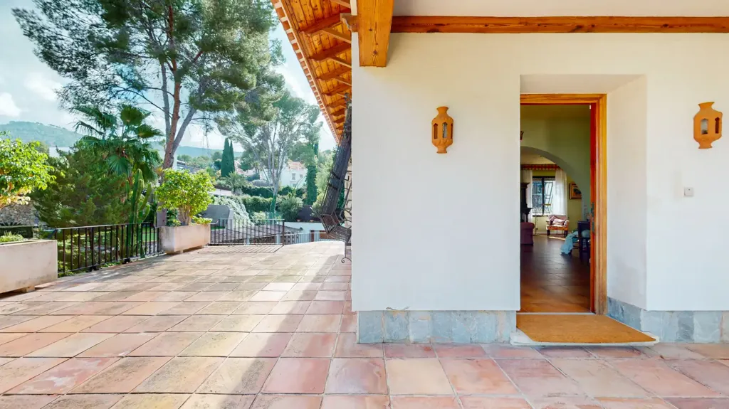 Terrace - Detached Chalet with Pool in La Alberca