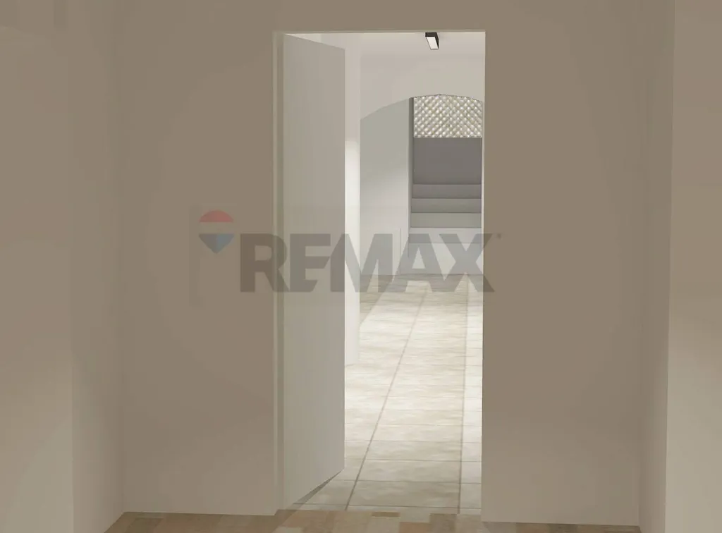 Entrée - Commercial Space with Street Frontage in Brescia Centre