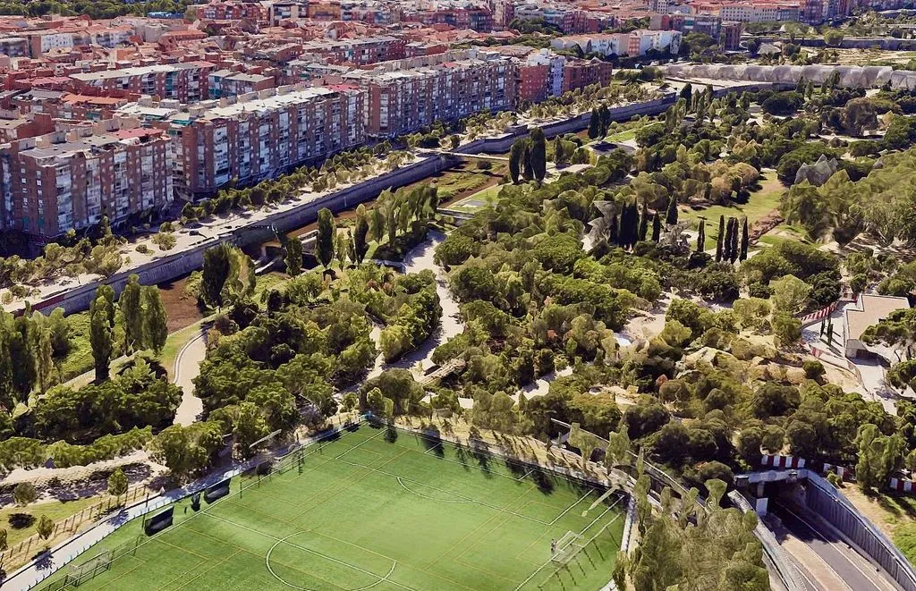 Õhuvaade - Apartment with Terrace in Madrid Río