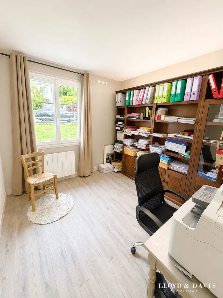 Bureau - Pavillon Familial au Calme avec Vue Dégagée à Pierrefonds