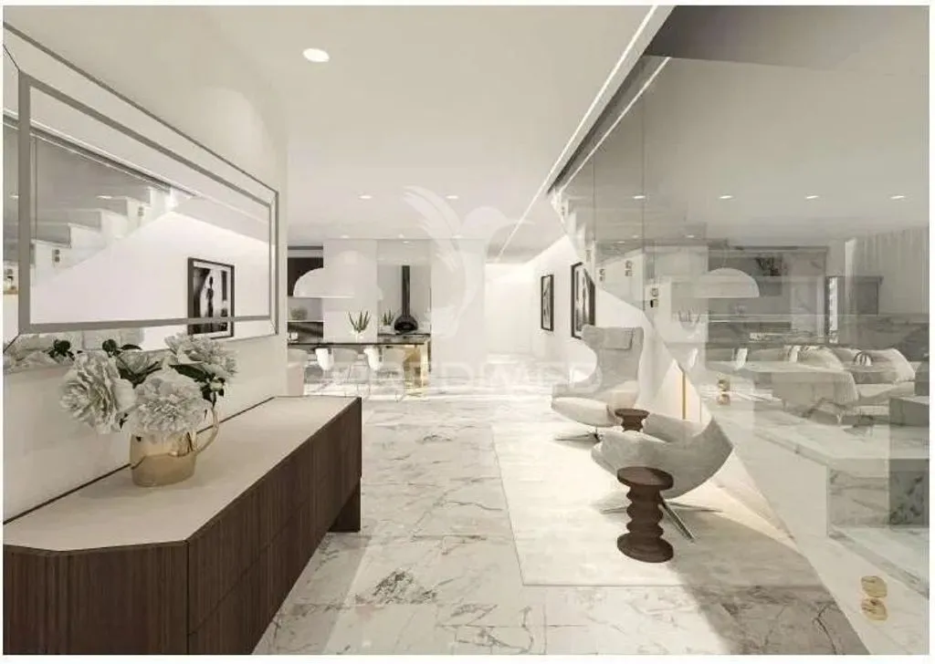 Hallway - Luxury Duplex Apartment with Terrace in Entroncamento