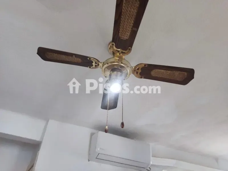 Pièces - Bright Apartment with Garden Access in La Chana, Granada