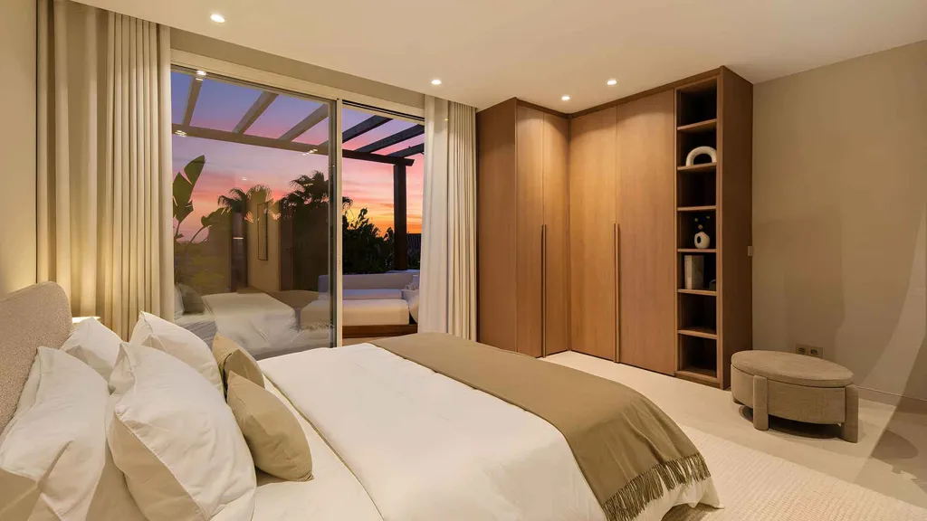 Chambres - Corner Semi-Detached Villa with Pool in Marbella