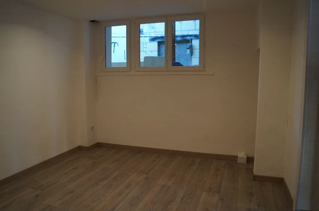 Toad - 2-Bedroom Apartment in Brissac-Quincé