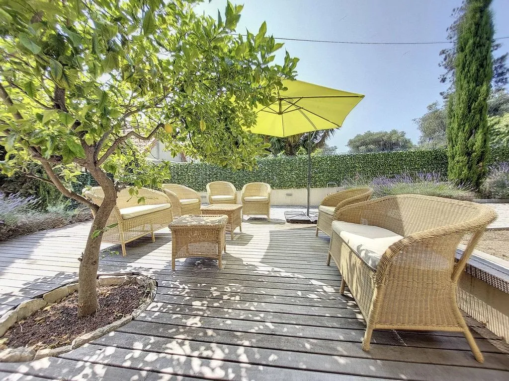 Terrass - Luxury Flat with Barbeque in Antibes