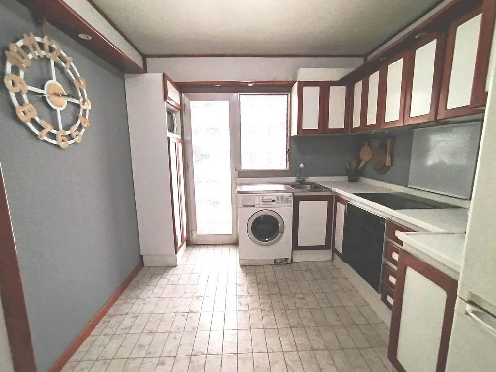 Kitchen - Aménagé Flat with Balcony in Murcia Centre