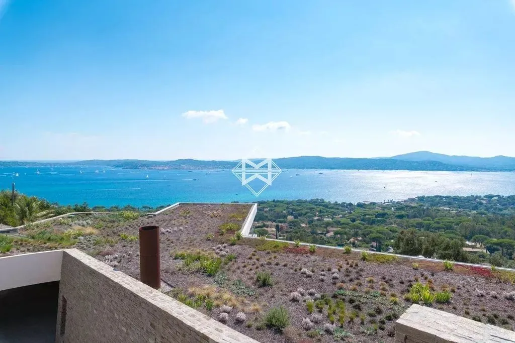 Terrasse - Villa contemporaine avec vue mer à Grimaud