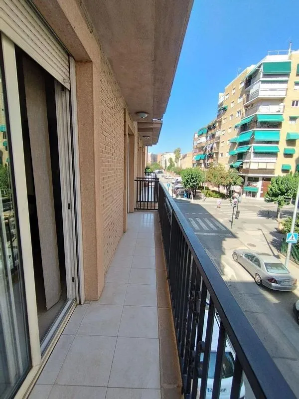 Balcon - Furnished Flat with Balcony in Murcia Centre