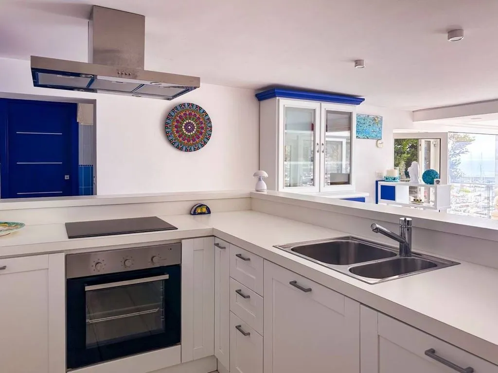 Cuisine - Villa with Sea View in Agropoli