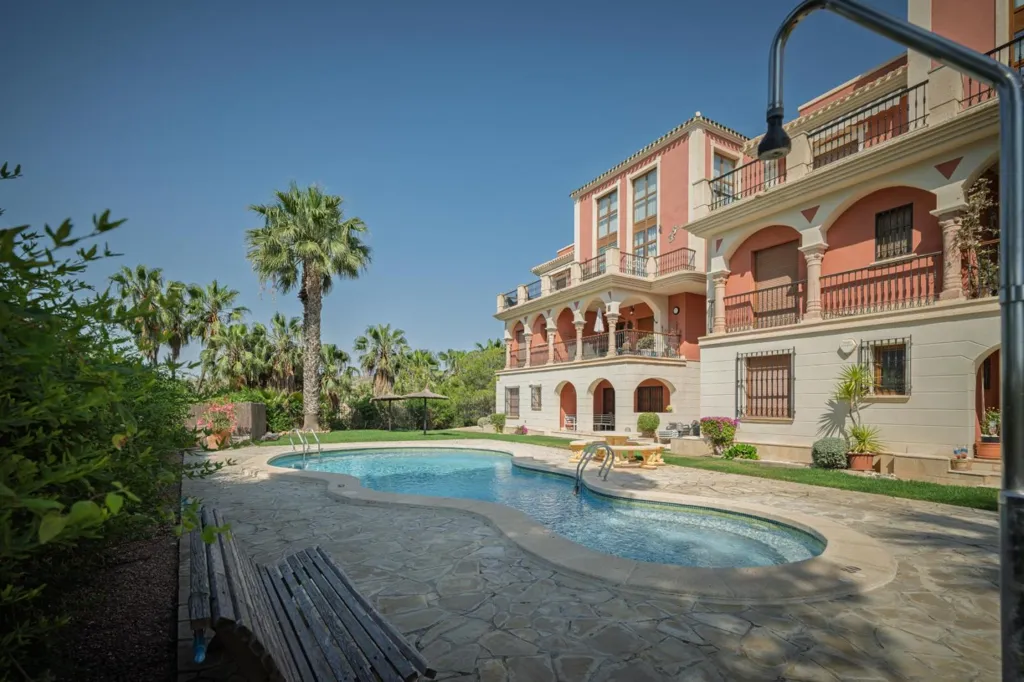 Piscina - Apartment with Golf Course Views in Orihuela Costa