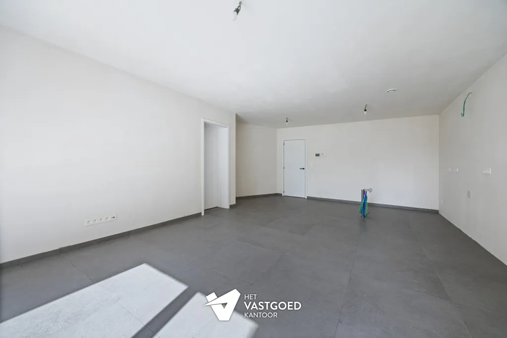 Toad - Ground Floor Apartment with Terrace in Central Location