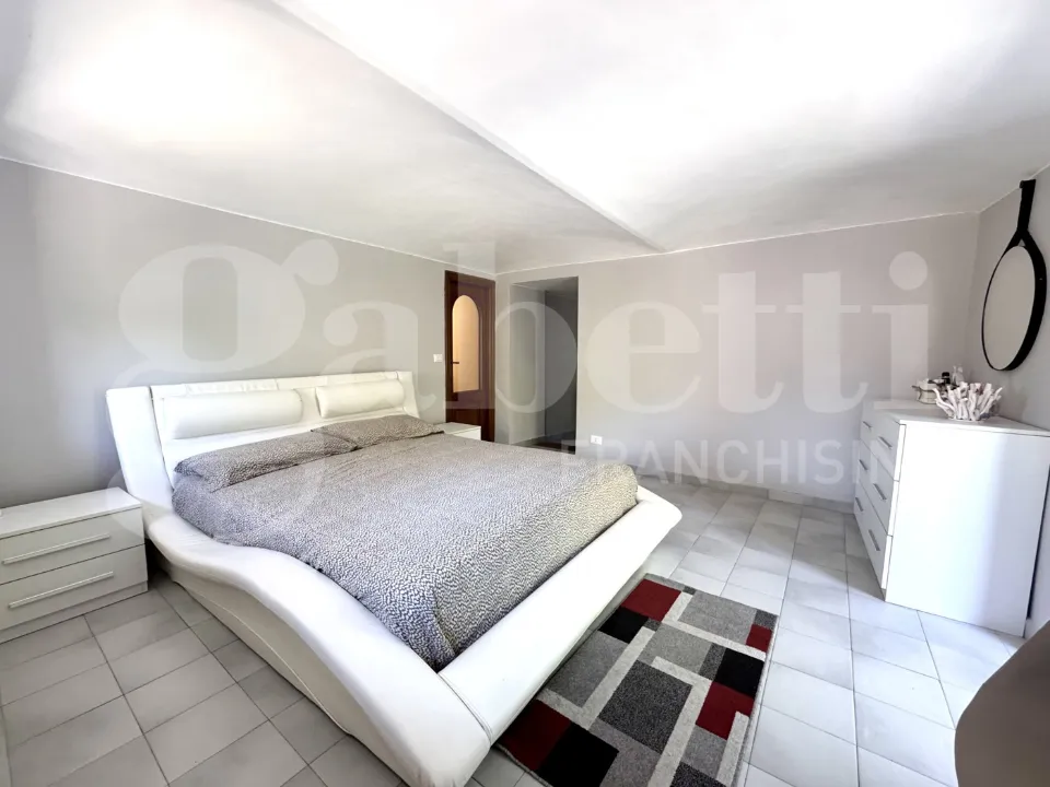 Bedrooms - Rustic House with Garden in Giaveno